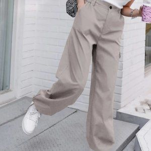 NWOT beige parachute cargo pants